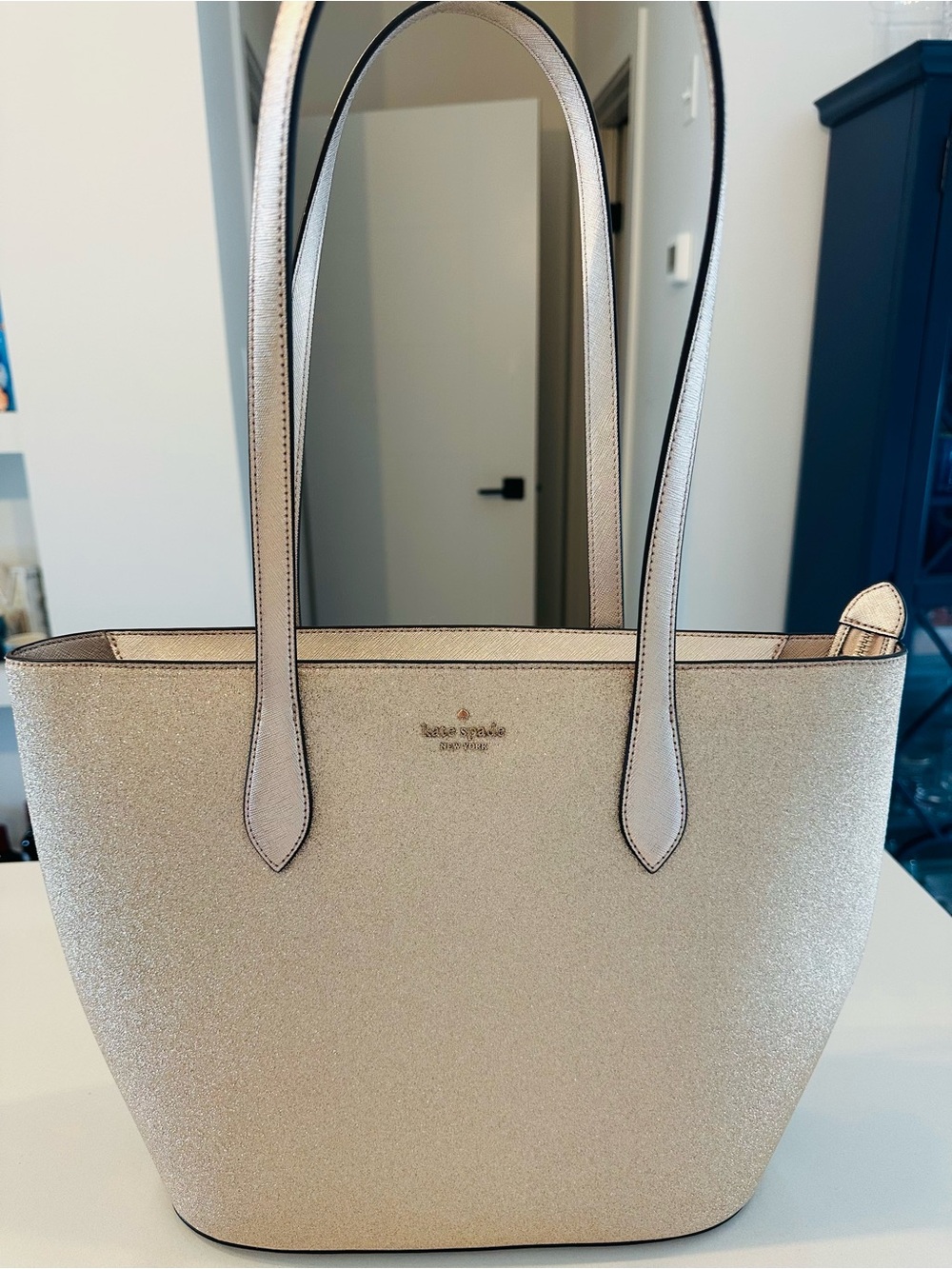 kate spade glitter tote in gold champagne NWOT - Picture 1 of 8